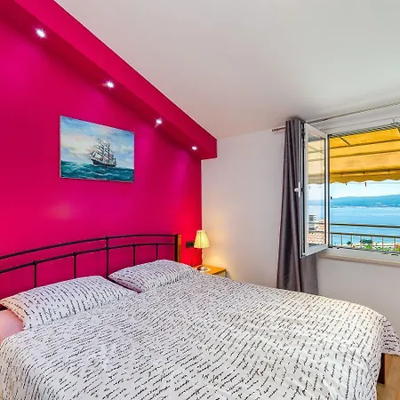 Lichtdurchflutetes Nur 500 Meter Zum Mit Meerblick, Grill, Parkplatz, Wifi * Crikvenica