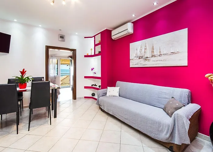 Lichtdurchflutetes Nur 500 Meter Zum Mit Meerblick, Grill, Parkplatz, Wifi Apartman Crikvenica